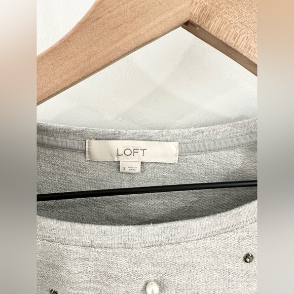 Loft Jewel & Pearl Embellished Sweatshirt Gray Size Small - Picture 5 of 6